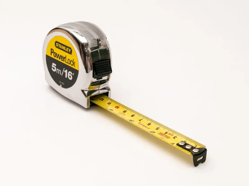 Metres, Feet and Pure Vibes: The Glorious Measurement Chaos Australians Refuse to Fix